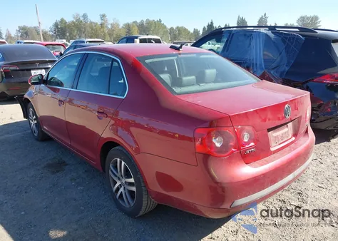 2006 Volkswagen Jetta Tdi from USA, damaged, VIN 3VWST71K96M637819